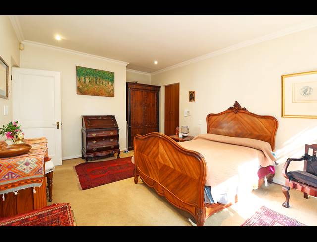 2 BEDROOM HOUSE FOR SALE IN OAKLANDS